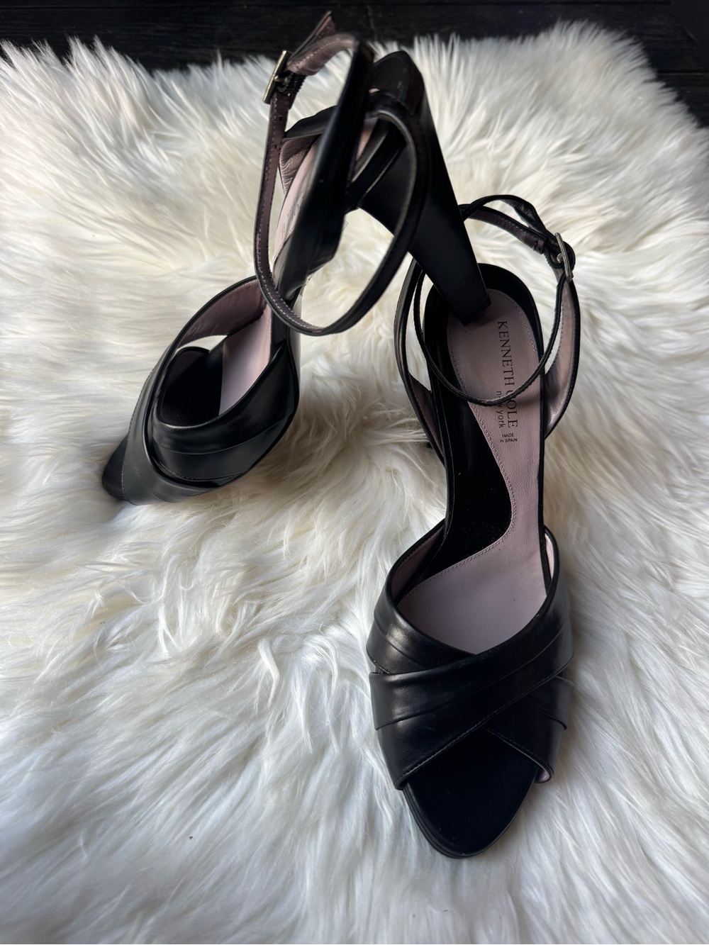 Kenneth Cole Black Leather Strappy Open-Toe Heels